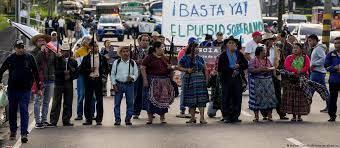 "¡Basta ya!": Campesinos protestan contra Consuelo Porras