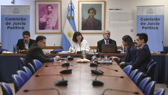  Buscarán emitir dictamen en la comisión de juicio político. /Foto: Victor Carreira.