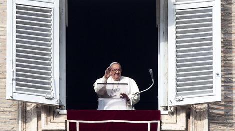 "¿Cuántas vidas humanas se perdiron a causa de los conflictos armados?, preguntó el Papa (foto: ANSA)