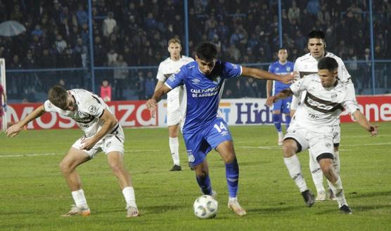 Empate en José Fierro 